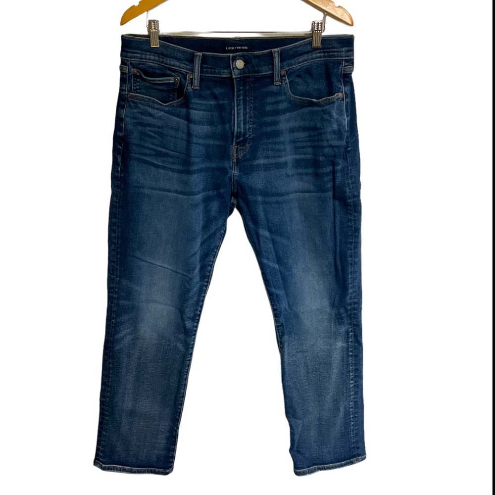 Lucky Brand 223 Straight Advanced Stretch Men’s Jeans. Size W34 x L30.